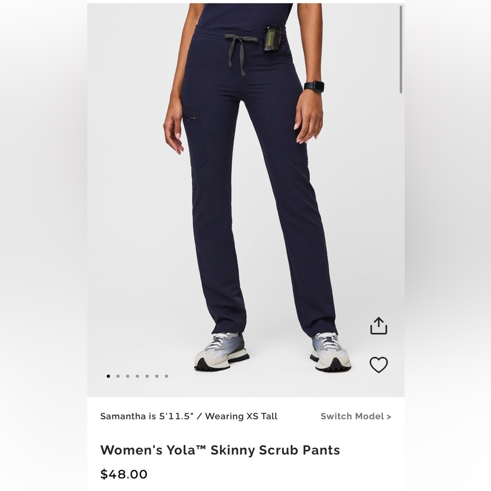 FIGS women’s skinny scrub pant